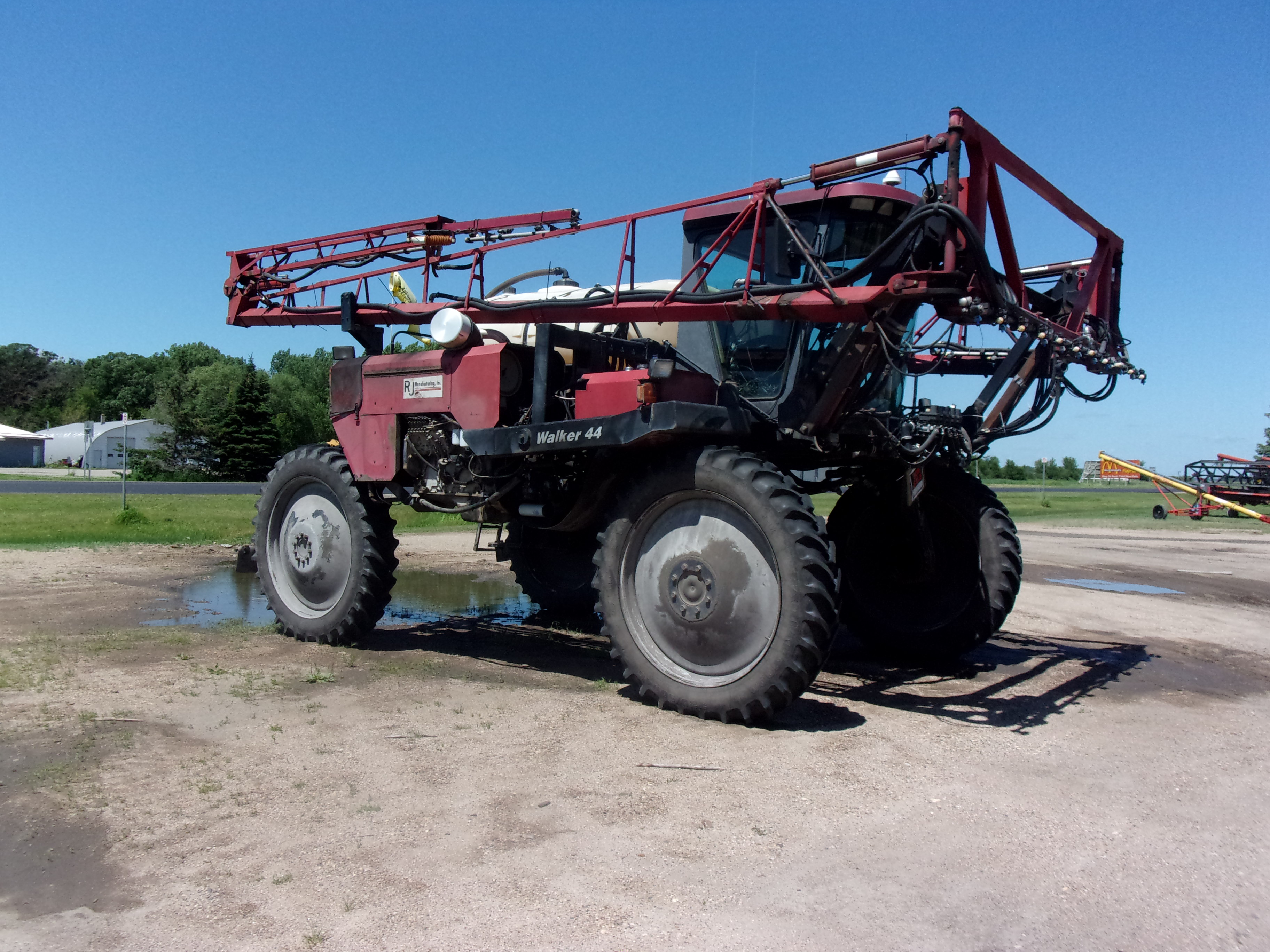 St Hilaire Machinery Auction Ron McKercher Auctioneers