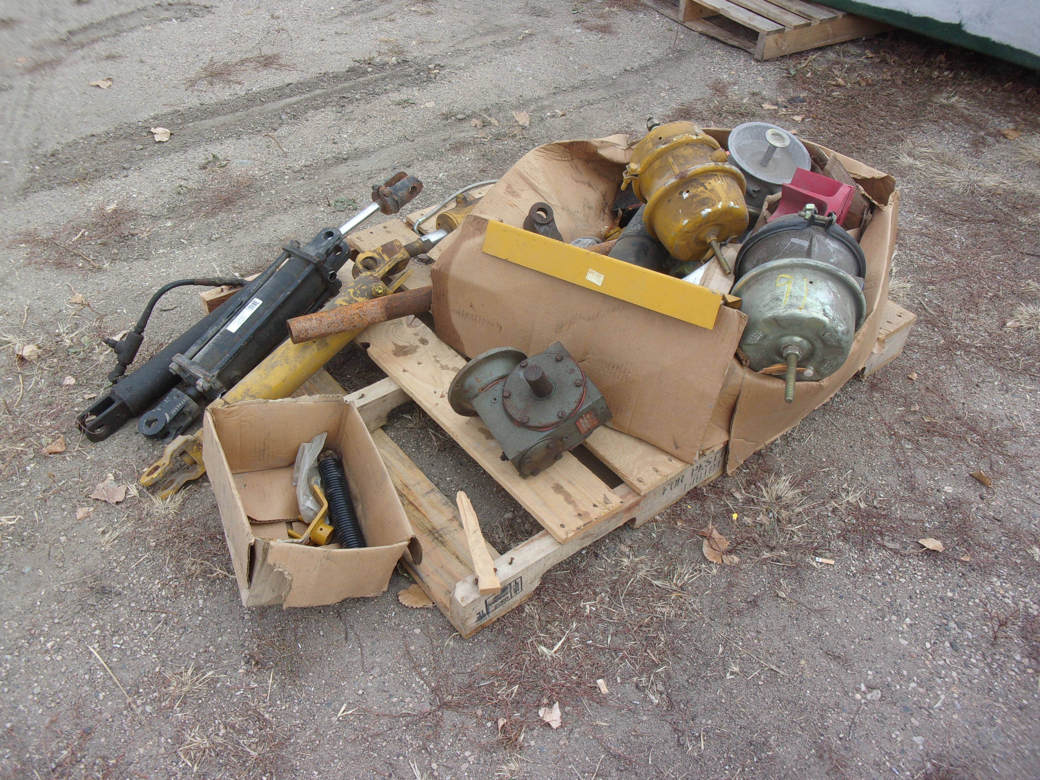 St Hilaire Machinery Auction Ron McKercher Auctioneers