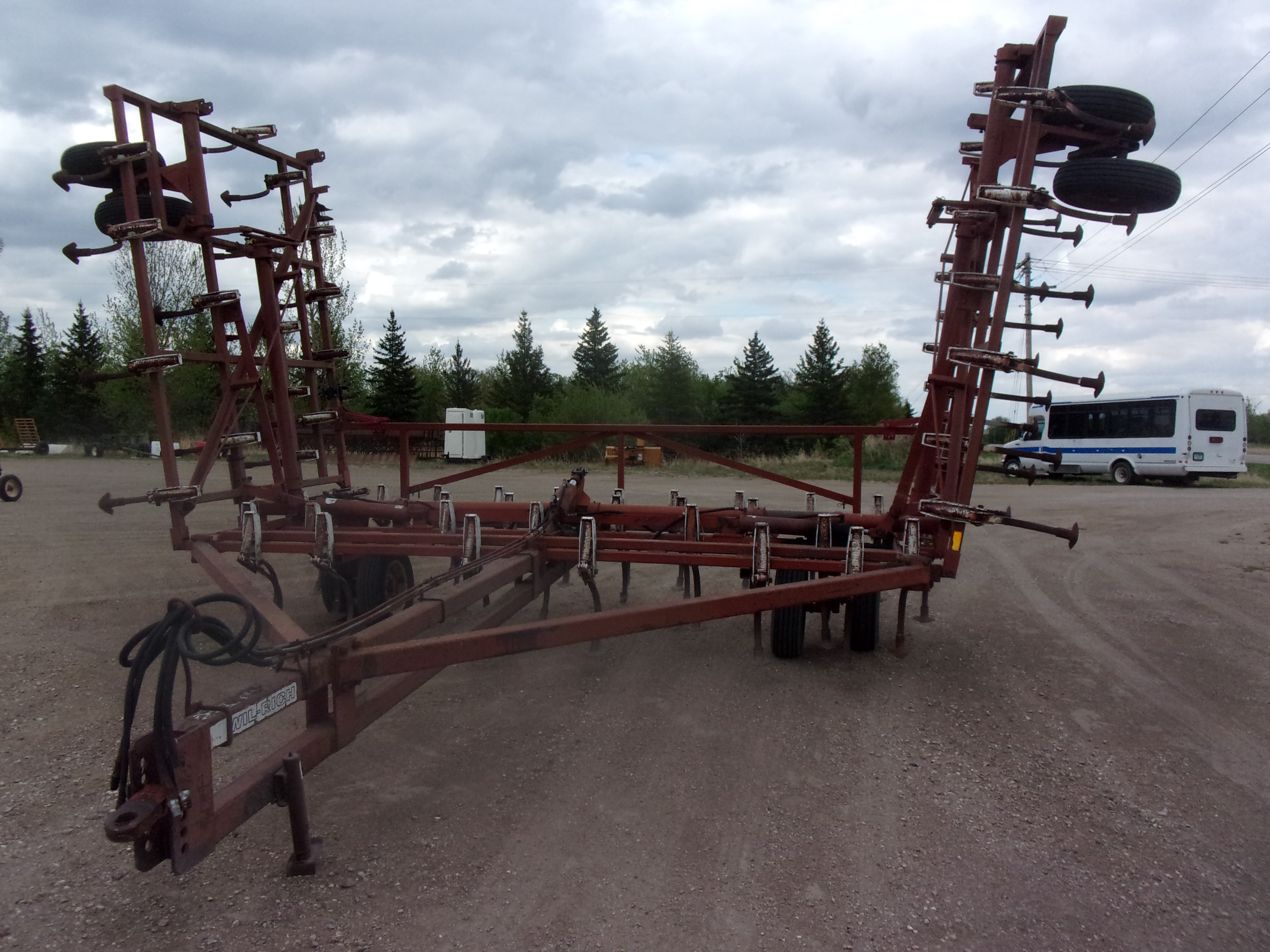 St Hilaire Machinery Auction Ron McKercher Auctioneers